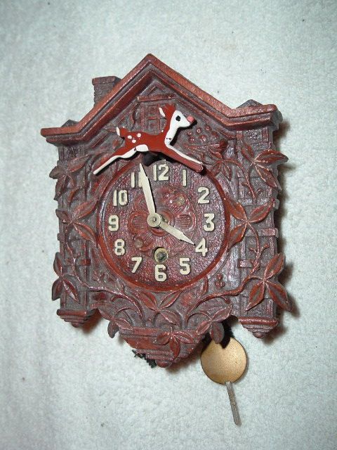 Lux Rudolph Red Nosed Reindeer Pendulette Clock RARE  