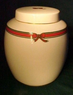 ROYAL DOULTON china RIBBON TC1171 Medium Ginger Jar  